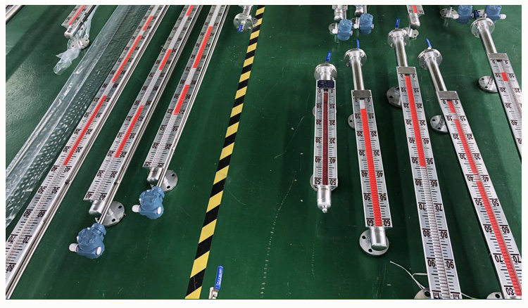 智能磁浮子液位計產品圖